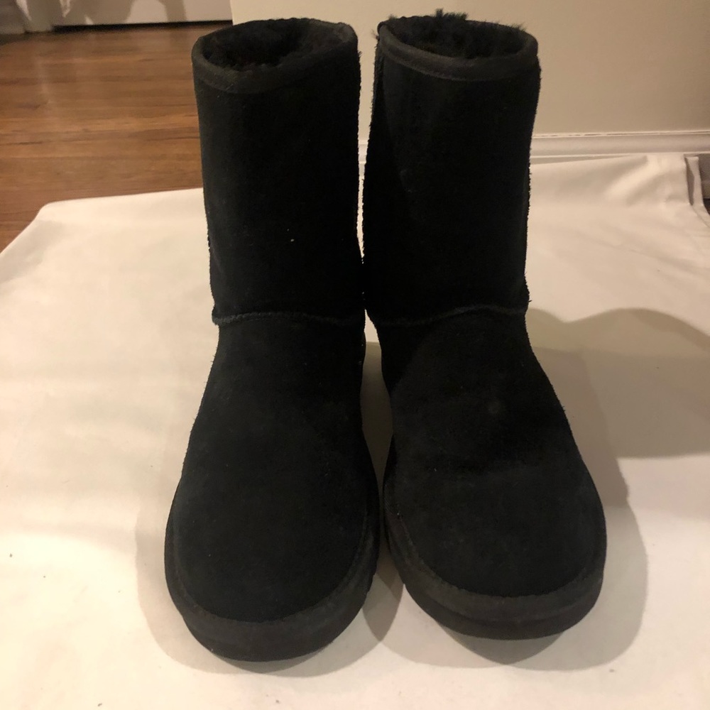 Koolaburra by UGG boots